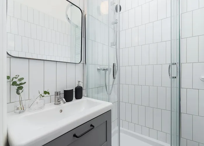 Apartament 2-bedroom - Rejtana 10 *