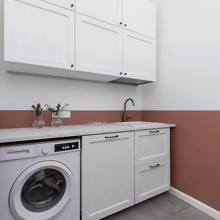 Apartamento 2-bedroom - Rejtana 10 *